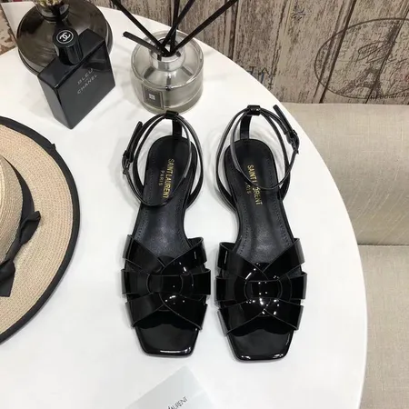 イブサンローラン サンダル