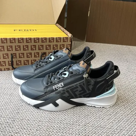 フェンディ スニーカー
