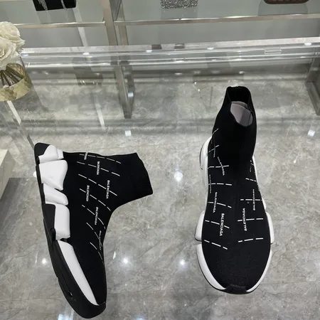 バレンシアガ カジュアルシューズ