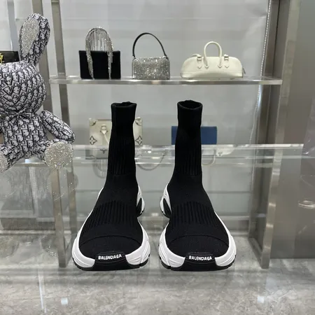 バレンシアガ カジュアルシューズ