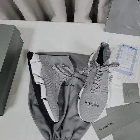 バレンシアガ カジュアルシューズ