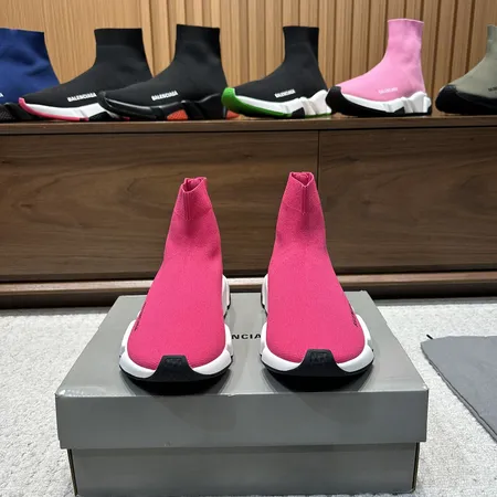 バレンシアガ カジュアルシューズ