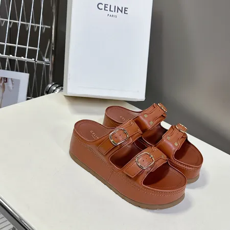 セリーヌ スリッパ