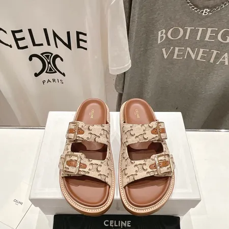 セリーヌ スリッパ