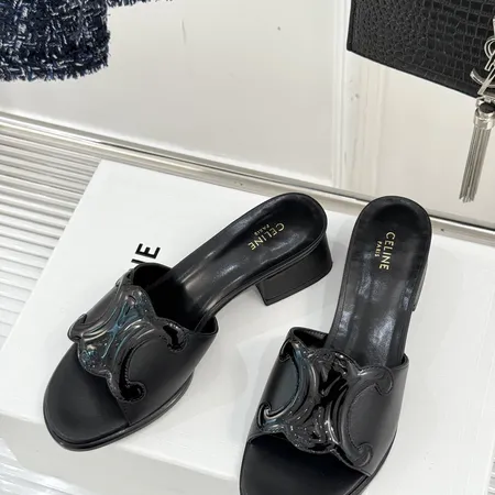 セリーヌ サンダル