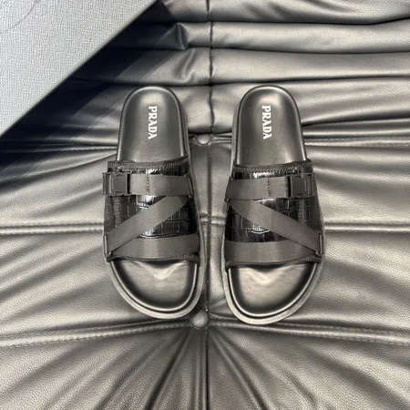 プラダ スリッパ