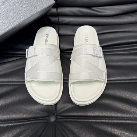 プラダ スリッパ