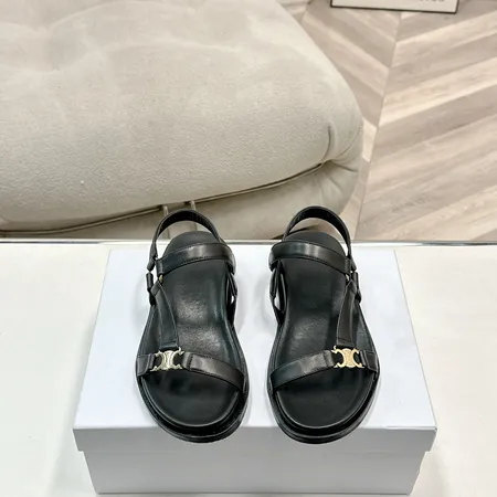 セリーヌ サンダル