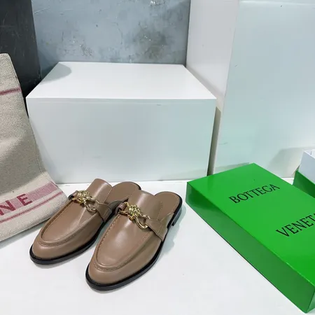 ボッテガ ヴェネタ スリッパ