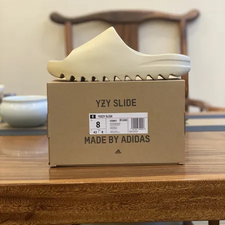 アディダス スリッパ