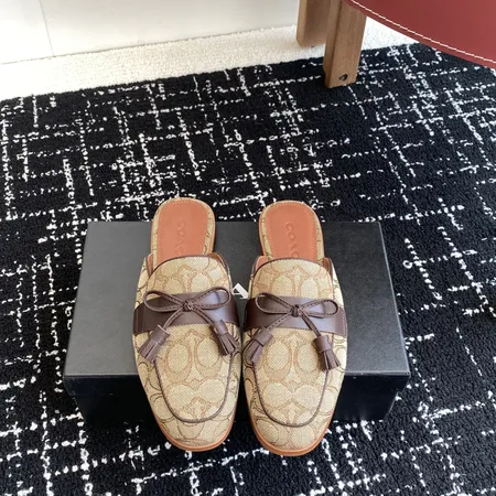 コーチ スリッパ
