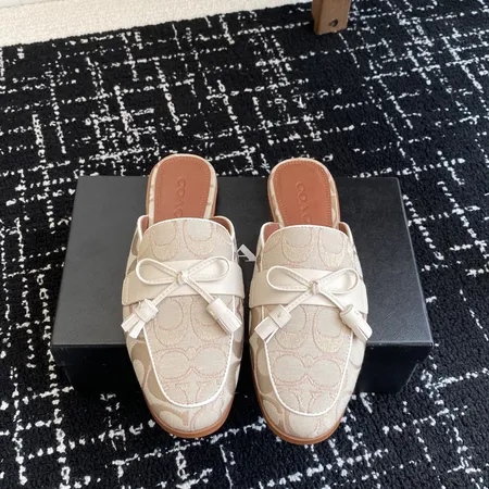 コーチ スリッパ
