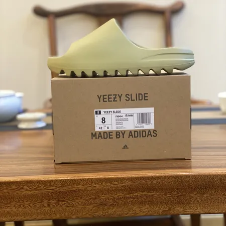 アディダス スリッパ