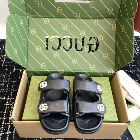 グッチ スリッパ