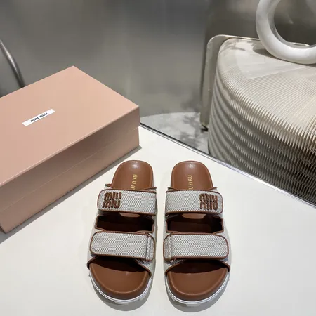 ミュウミュウ スリッパ