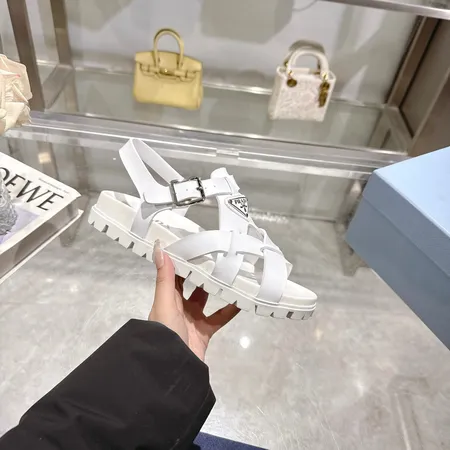 プラダ サンダル