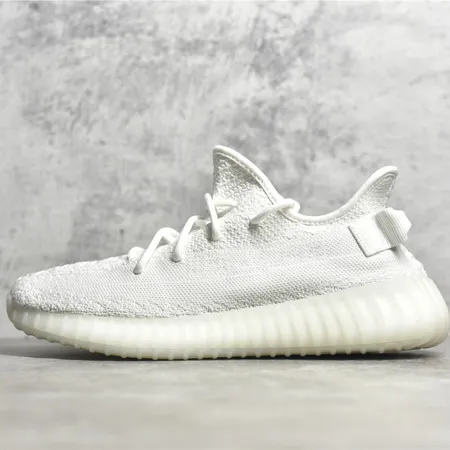 アディダス スニーカー