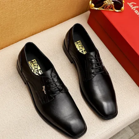 フェラガモ ビジネスシューズ