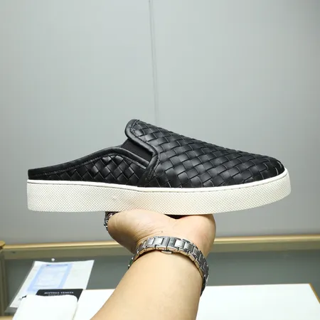 ボッテガ ヴェネタ スリッパ