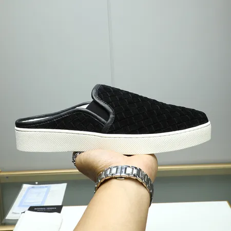 ボッテガ ヴェネタ スリッパ