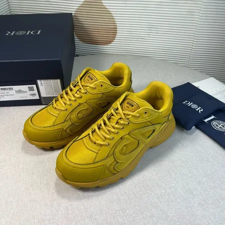 ディオール スニーカー