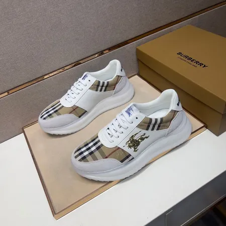 バーバリー ス スニーカー