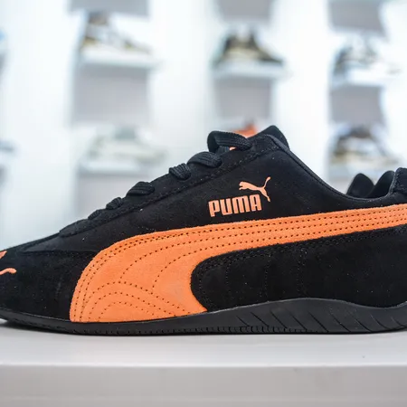 プーマ スニーカー