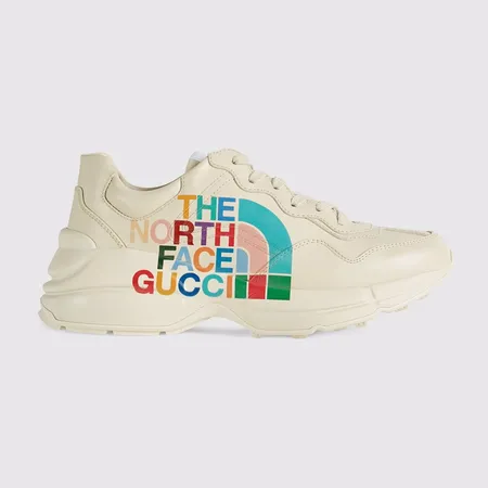 ノースフェイス スニーカー