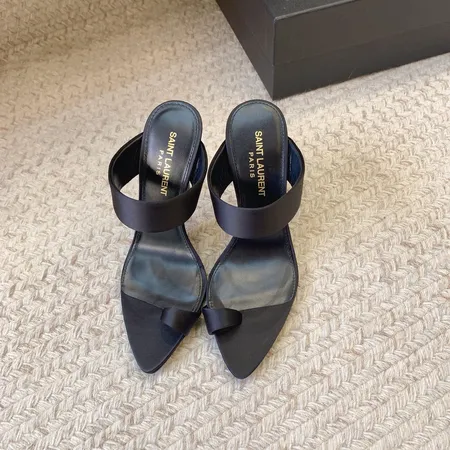 イブサンローラン サンダル