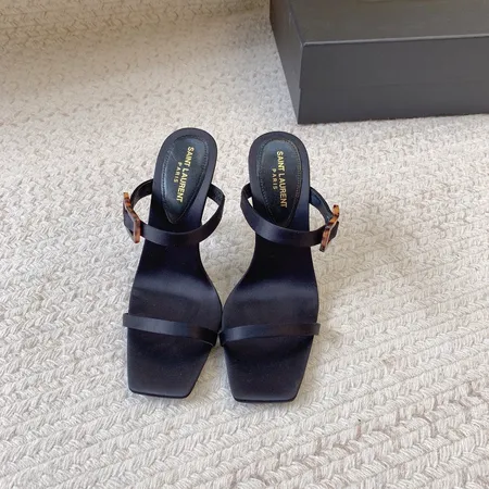 イブサンローラン サンダル