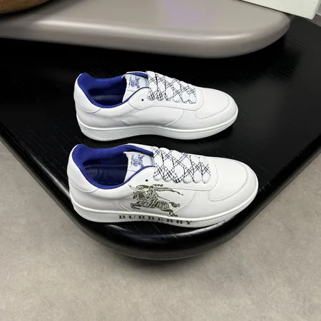 バーバリー ス カジュアルシューズ