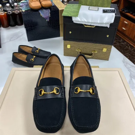 グッチ ビジネスシューズ