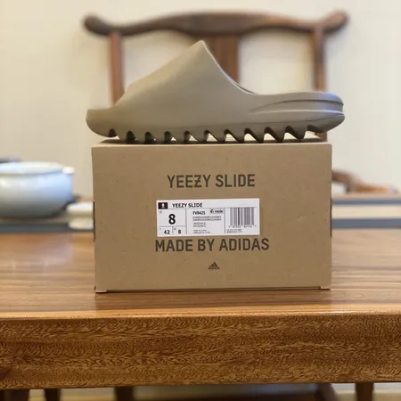 アディダス スリッパ
