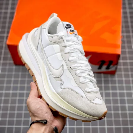 ナイキ スニーカー