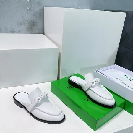 ボッテガ ヴェネタ スリッパ