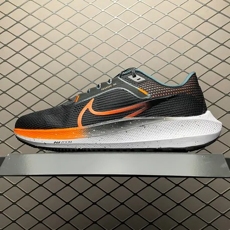 ナイキ スニーカー