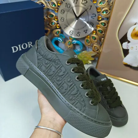 ディオール カジュアルシューズ