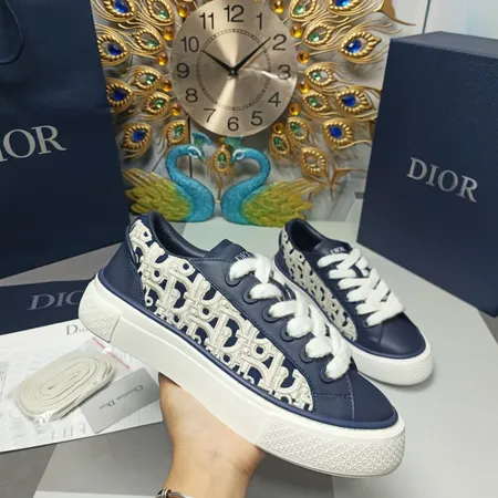 ディオール カジュアルシューズ