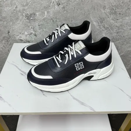 ジバンシィ スニーカー