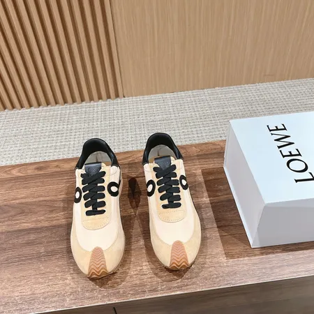 ロエベ カジュアルシューズ