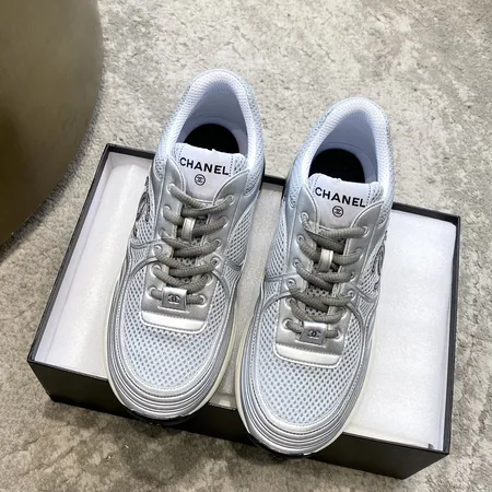 シャネル スニーカー