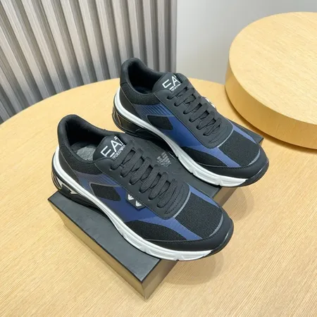 アルマーニ スニーカー