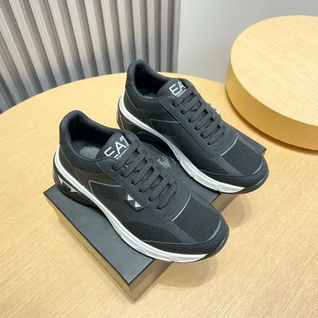 アルマーニ スニーカー