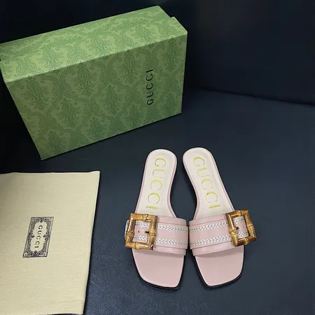 グッチ スリッパ