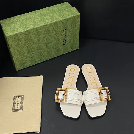 グッチ スリッパ