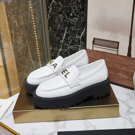 シャネル ビジネスシューズ