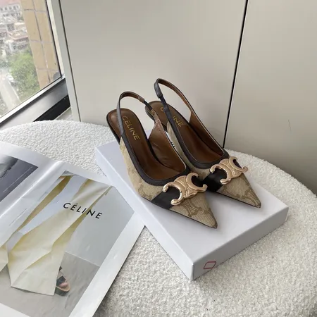 セリーヌ サンダル