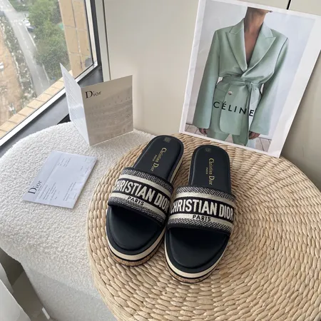 ディオール スリッパ