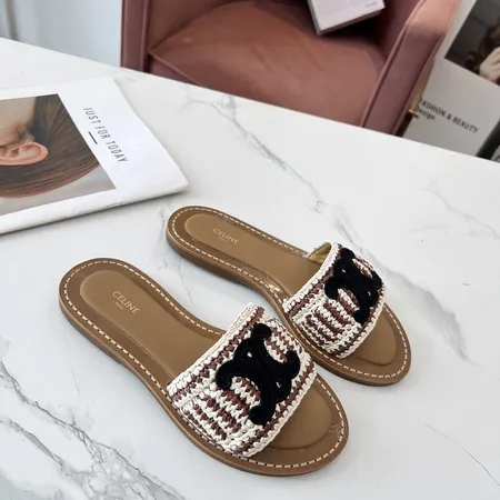 セリーヌ スリッパ