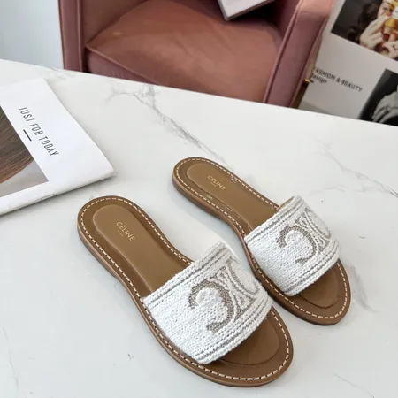 セリーヌ スリッパ